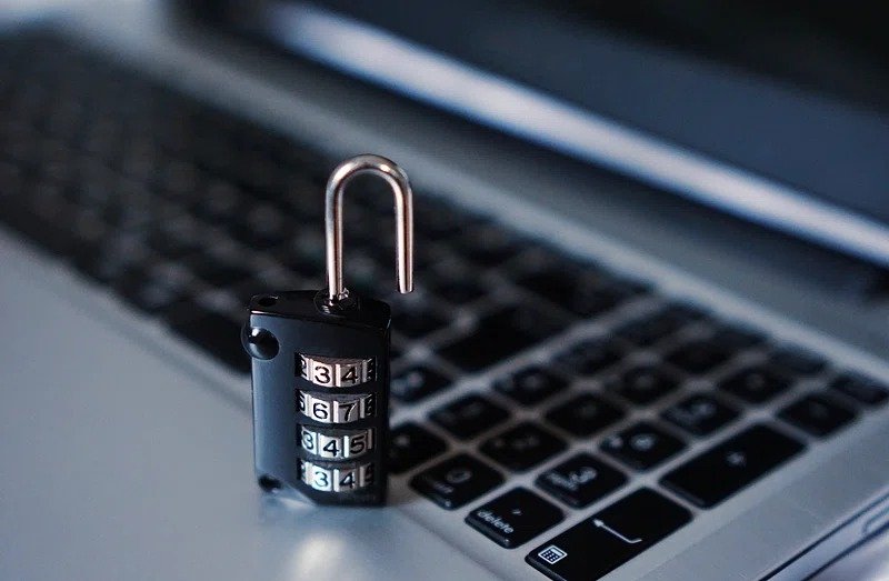 How to Protect Your Online Identity in 2025
