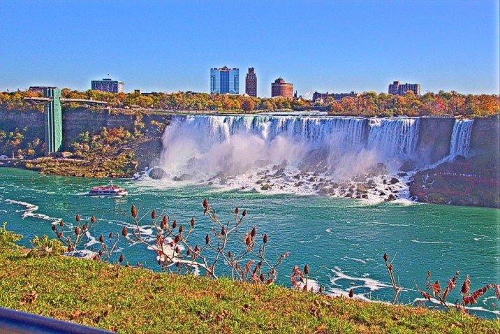 20 Must See Travel Destinations Across America, Europe & Canada